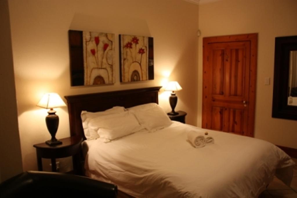 Croc River Lodge Komatipoort Habitación foto